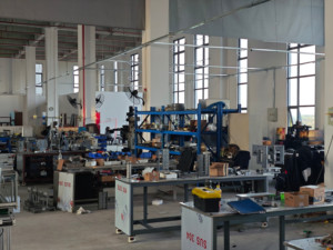 Hot Bán Tự Động Dây Chuyền Sản Xuất Tốc Độ Cao Gói Duy Nhất Khăn Ăn Ướt Máy Làm Sản Xuất Khăn Lau Ướt Máy Làm - Product Image 4