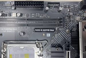 เมนบอร์ดเกมมิ่งมือสอง B660M-B - ชิปเซ็ต Intel B660 LGA 1700 Micro-ATX PCIe 5.0 DDR4 รองรับซีพียู Intel Core เจนเนอเรชั่น 12 สำหรับเดสก์ท็อป Ms I B660M-B - Product Image 2