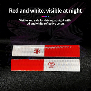 Ruban réfléchissant PVC haute visibilité rouge et blanc |   Étiquette d'avertissement de sécurité imperméable à l'eau à forte adhérence pour voitures et camions - Product Image 5