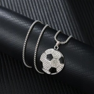 Nouveau Bijou Hip-Hop Tendance Transfrontalier Euro-Américain, Chaîne à Maillons en Alliage Plaqué Or avec Pendentif Football Américain - Product Image 4