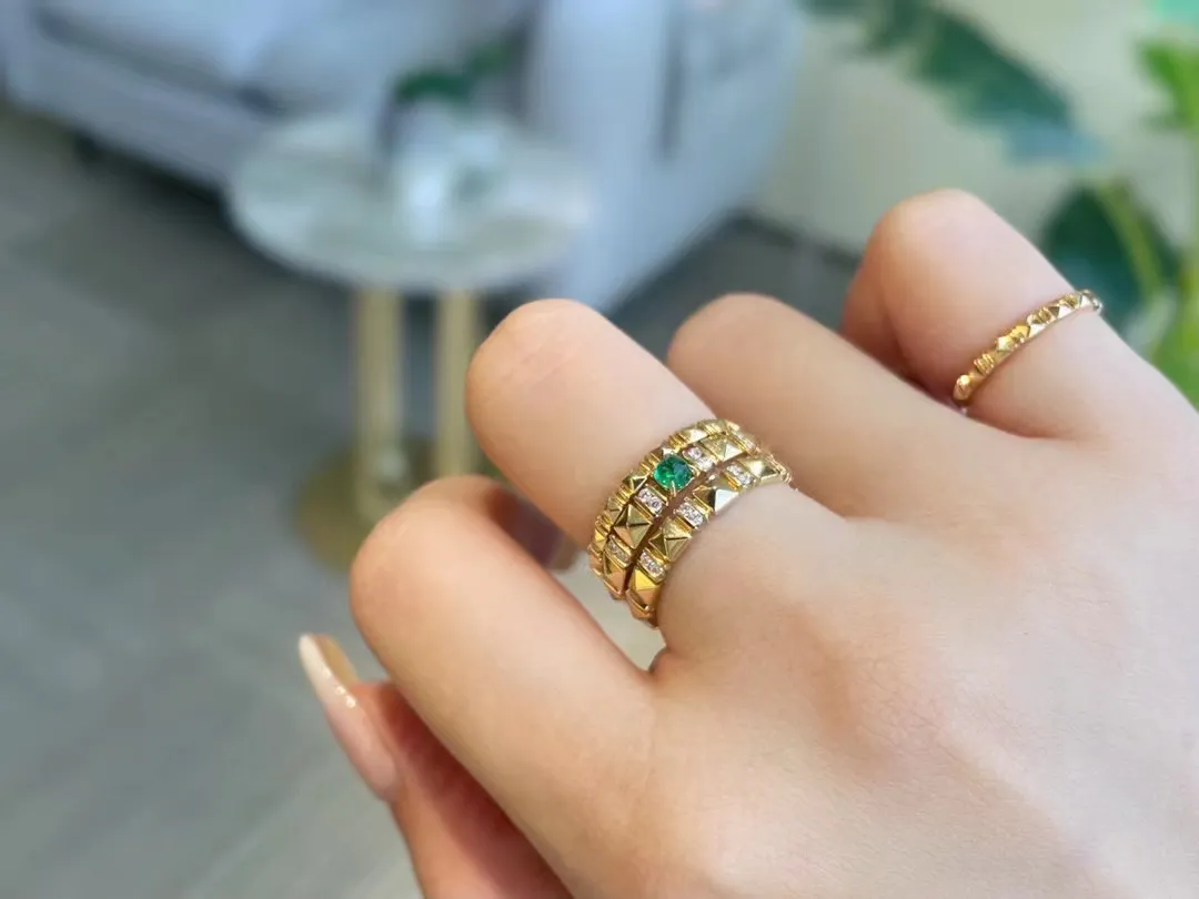 Online Store Finger Nail Emerald Fine Jewelry 18k Gold Engagement For Women Ring Adjuster Fancy Couple Custom Championship Ring