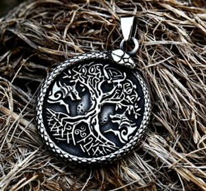 Vintage Tree Of Life Pendant Necklace In Antique Silver Plated Alloy Unisex Everyday Wearing Jewelry Gift - Product Image 1