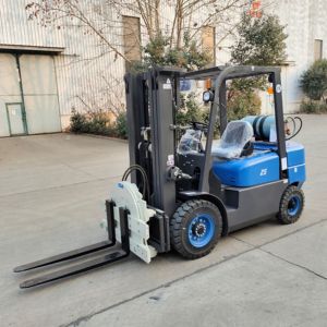 10,800米ドルの回転フォークアタッチメント付きフォークリフトCPQYD25 2500kgフォークリフト、メキシコ、チリ、アルゼンチン、ブラジル向け販売 - Product Image 1