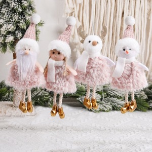 Ornamenti per bambole di natale 2024 ciondolo albero di natale rosa vecchio pupazzo di neve angelo ragazza bambola decorazione per finestra - Product Image 1