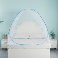 Moustiquaire pliable pop-up pour lit simple, double, queen ou king size, en polyester 100%, pour une utilisation en extérieur ou dans une chambre.