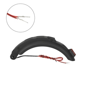 Garde-boue arrière avec feu arrière pour trottinettes S1 S2 S3, pièces de trottinette, accessoires de feu arrière de garde-boue de trottinette - Product Image 5