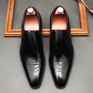 Chaussures habillées pour hommes - Confortables et élégantes, idéales pour les occasions formelles, les loisirs en extérieur et les mariages - Product Image 5