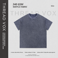 T-shirt à manches courtes col rond en tissu gaufré surdimensionné, teint et délavé, avec bords bruts, personnalisable OEM par THREAD VOX