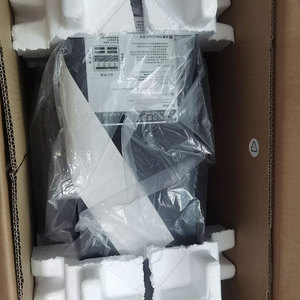 <span class=keywords><strong>APC</strong></span> Schneider SMT2200I-CH <span class=keywords><strong>APC</strong></span> UPS 2200VA/1980W <span class=keywords><strong>APC</strong></span> Smart UPS 2200VA UPS Alimentation sans interruption Monophasé 230V - Product Image 6