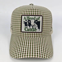 Casquette Trucker Personnalisée à Motif Vache Gingham, Broderie Bovin Style Western, Casquette Snapback en Maille, Fabrication OEM
