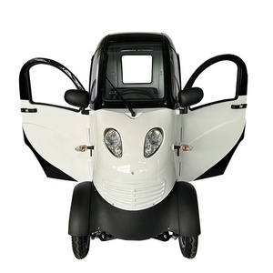 Auto Eléctrico Clásico de 4 Ruedas en Venta, Scooter Eléctrico de Cabina de Cuatro Ruedas Económico con Certificado para Adultos - Product Image 2