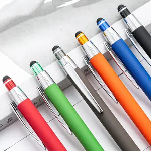 Penna a sfera in metallo rivestito in gomma di alta qualità con stilo pubblicitario penna promozionale canna colorata in Stock