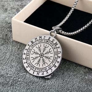 Collier Pendentif Loup Fenrir Viking en Acier Inoxydable Personnalisé Yunnique, Bijou Homme Rétro Gothique Hip-Hop avec Nœud Celtique et Mythologie Nordique - Product Image 4