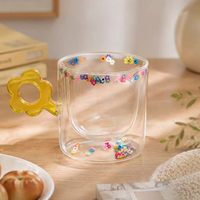 Tasse en verre à double paroi créative et colorée, style sable mouvant, mignonne et résistante à la chaleur, idéale pour les cadeaux et la maison