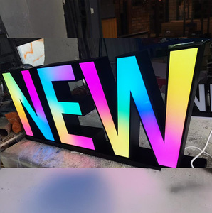 Letras Luminosas LED de Acrílico con Borde de Acero Inoxidable, RGB a Todo Color, Letrero de Neón, Letras Publicitarias, Forma Personalizable en 3D - Product Image 4