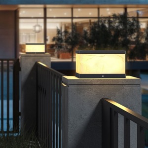 Lampe solaire LED simple imitation marbre pour poteau, idéale pour villa, cour et portail extérieur - Product Image 1