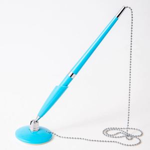 Stylos à bille publicitaires personnalisés de haute qualité en gros avec logo et chaîne - Product Image 1