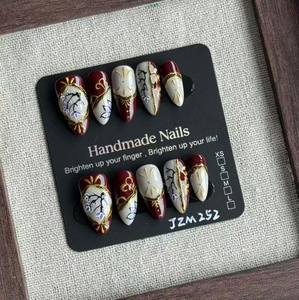 Ongles à presser faits main, style cour royale or rouge, scintillants dorés, fleurs en relief 3D blanches, simples et élégants - Product Image 4