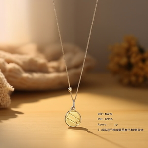 Collar de acero inoxidable de doble cara con colgante de 1.5 cm para mujer - Product Image 2