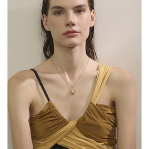 JINYOU 147 Nuevo Collar de Cadena de Eslabones de Moda, Collar de Joyería con Colgante de Flor Margarita Chapado en Oro con Perlas de Imitación Vintage - Product Image 3