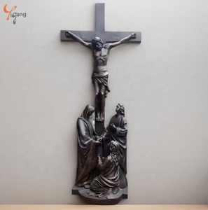 Sculpture en cuivre coulé personnalisée en usine Statue masculine en laiton Sculpture murale en métal bronze <span class=keywords><strong>Crucifixion</strong></span> extérieure religieuse de Jésus - Product Image 2