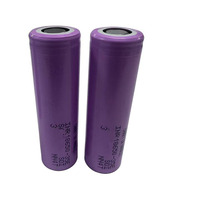 Baterai Cair 35E 18650 3400mAh 3.7V NMC Katoda Isi Ulang 8A Maks 800 Siklus Suhu Operasi -20~60C Kapal Selam 45g