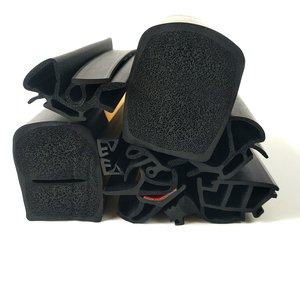 Perfiles de Sellado Suaves Extruidos de Espuma de Goma EPDM NBR con Forma Especial D <span class=keywords><strong>U</strong></span> P <span class=keywords><strong>R</strong></span> B S H Personalizados - Product Image 4