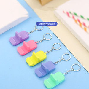 Porte-clés de support de téléphone léger et créatif en gros Porte-clés de support de téléphone portable en PVC à la mode - Product Image 1