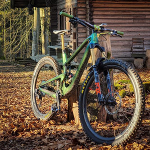 Bicicleta de Montaña Winowsports M8100 22S 29er, Cuadro de Carbono con Suspensión Completa y Horquilla MTB FS831 - Product Image 2