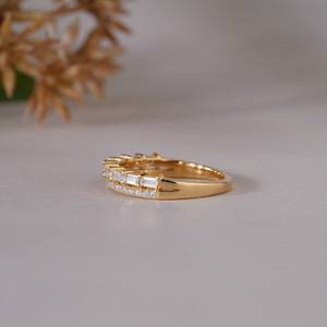 Elegante anillo de eternidad con diamantes para mujer, estilo de joyería fina atemporal, perfecto para bodas, compromisos y uso diario. - Product Image 6