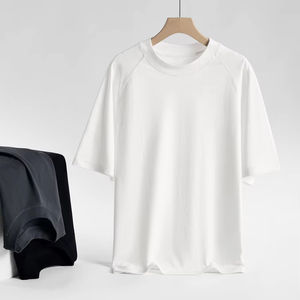 เสื้อยืดผู้ชายแขนสั้นทรงหลวม สีพื้น ผ้าคอตตอน 100% น้ำหนัก 230 กรัม ผลิตด้วยเทคนิคการพิมพ์ดิจิทัล ไม่เป็นขุย สวมใส่สบาย เหมาะสำหรับฤดูร้อน - Product Image 3