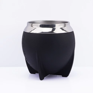 Ensemble de <span class=keywords><strong>gourde</strong></span> à yerba mate de 280 ml (9,4 oz) avec <span class=keywords><strong>paille</strong></span> en acier inoxydable et tasse à yerba mate en cuir fait main - Product Image 1