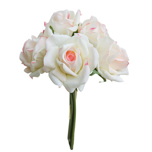 Rose artificielle à 5 tiges avec effet hydratant au toucher, idéale pour bouquet de mariage et décoration intérieure - Product Image 1
