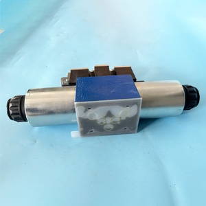 Válvulas Hidráulicas 4WRAE 10 Proporcionales Direccionales R900965674, Control Hidráulico 4WRAE10E60-2X/G24K31/F1V - Product Image 6