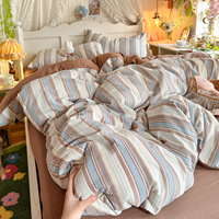 Parure de lit double rayée douce en gaze de polyester respirante style Cottagecore pour chambre à coucher et chambre d'amis (normes européennes)
