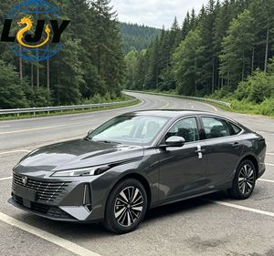 รถยนต์ Changan Eado PHEV 145KM รุ่น <span class=keywords><strong>Battleship</strong></span> PHEV ลดราคาพิเศษ ปี 2025 ระยะทางวิ่งไกล ราคาประหยัด ระบบปลั๊กอินไฮบริด สำหรับการส่งออกรถยนต์มือสองทั่วโลก - Product Image 2