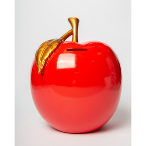 Salvadanaio a forma di mela rossa con stelo e foglia dorati - Product Image 1