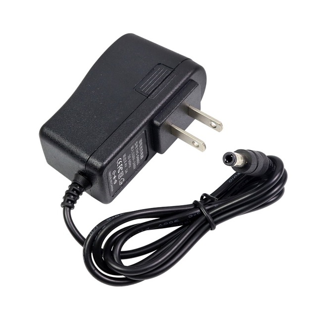 AC DC 5V 1A-3A Plug in Power Adapter with CE FCC Certification 2 Years Warranty