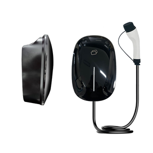 Nuevo Cargador de Vehículos Eléctricos de Pared de 32A y 7kW Tipo 2 con Pantalla LCD Negra, Acceso por Tarjeta, Seguridad Inteligente IP65, Uso Interior/Exterior - Product Image 5