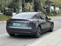 Tesla Model 3 2022 d'occasion, berline électrique à propulsion arrière, batterie LFP de 60 kWh, autonomie de 556 km, pilotage automatique, bien entretenue, prête à être expédiée