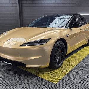 Pellicola Protettiva Auto Prelatek Autorigenerante Metal Milan Gold TPU PPF Installazione <span class=keywords><strong>a</strong></span> <span class=keywords><strong>Secco</strong></span> Rimozione Senza Lasciare Segni Senza Danneggiare la Vernice Originale dell'Auto - Product Image 3