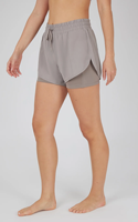 Shorts de course amples taille haute pour femme, couleur unie, taille élastique, respirants, écologiques, avec doublure de compression 2-en-1 pour yoga et gym
