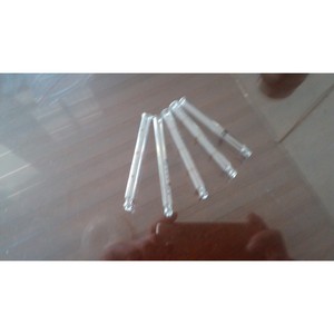 Tubes à essai en verre de petite capacité pour usage en laboratoire, taille 5 ml, paquet de cinq - Product Image 1