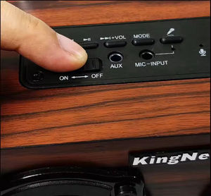 Altavoz Subwoofer Inalámbrico Multifuncional de Madera S409 - Diseño Mini Portátil / USB/AUX con Micrófono Incorporado y Alimentación por Batería - Product Image 5