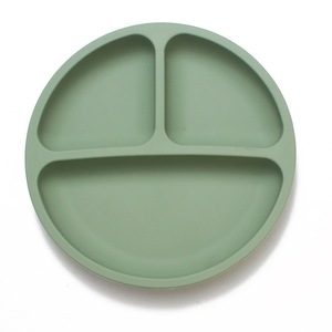 <span class=keywords><strong>Assiette</strong></span> ronde en silicone pour enfants avec <span class=keywords><strong>ventouse</strong></span>, trois compartiments et motif visage souriant - Product Image 3