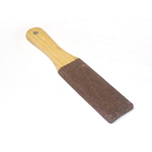 <span class=keywords><strong>Professionnel</strong></span> réutilisable longue poignée <span class=keywords><strong>lime</strong></span> à <span class=keywords><strong>pied</strong></span> en bois <span class=keywords><strong>pour</strong></span> enlever les callosités - Product Image 4