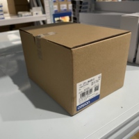 Contrôleur PLC CP1L-M40DR-D 40 points, sortie relais DC24V avec port de programmation USB pour l'automatisation industrielle
