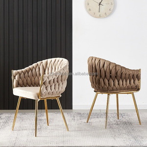 Chaises de salle à manger modernes de luxe nordique en métal doré et tissu velours avec pieds en métal pour la maison et les restaurants - Vente en gros - Product Image 1