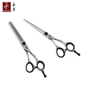 กรรไกร<span class=keywords><strong>ซอยผม</strong></span>มืออาชีพ ผลิตจากเหล็กกล้าไร้สนิมญี่ปุ่น รุ่น E-6027 ยี่ห้อ CNC CHENG YONGHE - Product Image 5