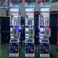 Mini machine à griffes à monnayeur de comptoir, jeu d'arcade attrape-peluches avec éclairage LED, vente en gros